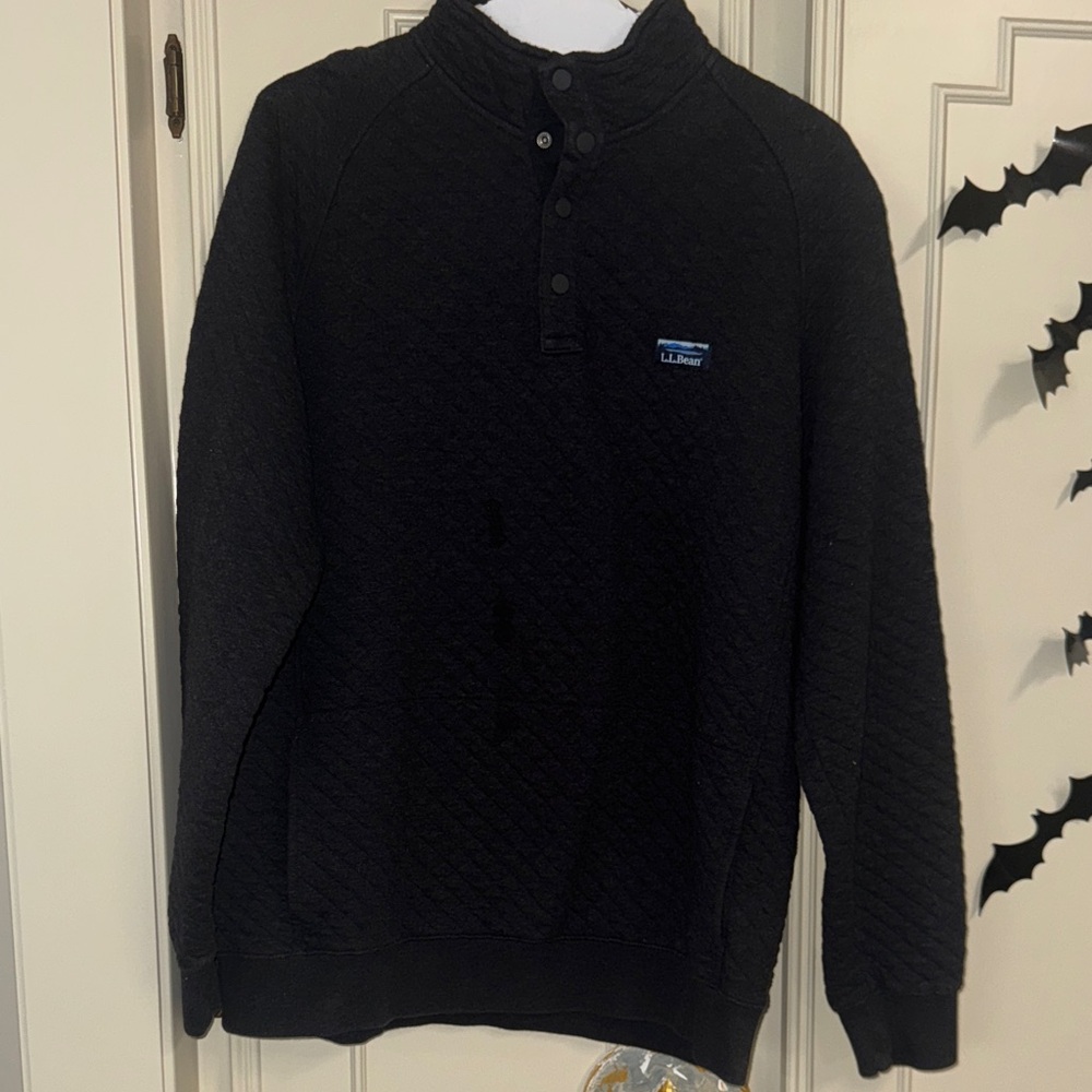 L.L. Bean Men's Quilted Black Crewneck Sweater men’s like new warm